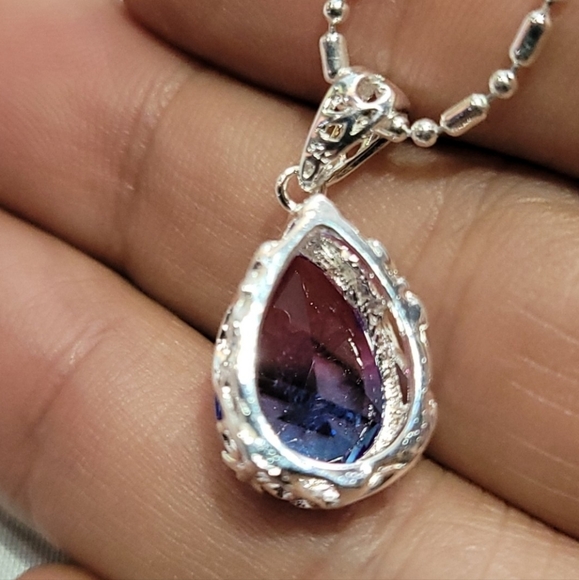 Tear drops  rainbow pendant Necklace - Picture 2 of 6